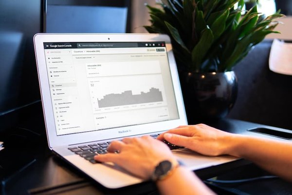 Comment utiliser Google My Business pour se démarquer de la concurrence ?