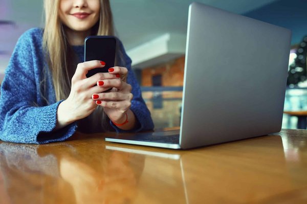 Envoi de sms professionnels : vous pouvez utiliser un outil en ligne